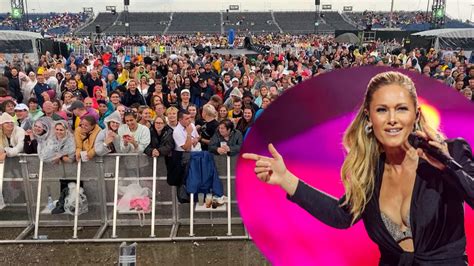 Helene Fischer Fan Fest:  ความสุขสุดขีดของแฟนคลับ Helene Fischer ในกรุงเทพฯ!