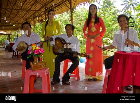  Zoning In on Stars Under the Mekong: A Vietnamese Music Extravaganza with Zoltan!